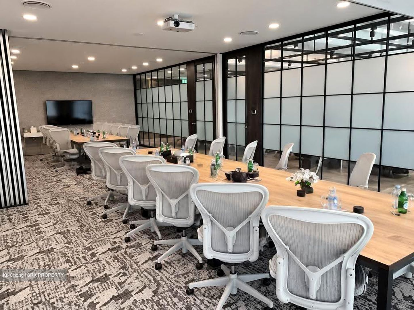 Ocean Financial Centre (D1), Office #634968501